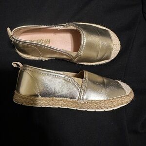 Gold ballet flats